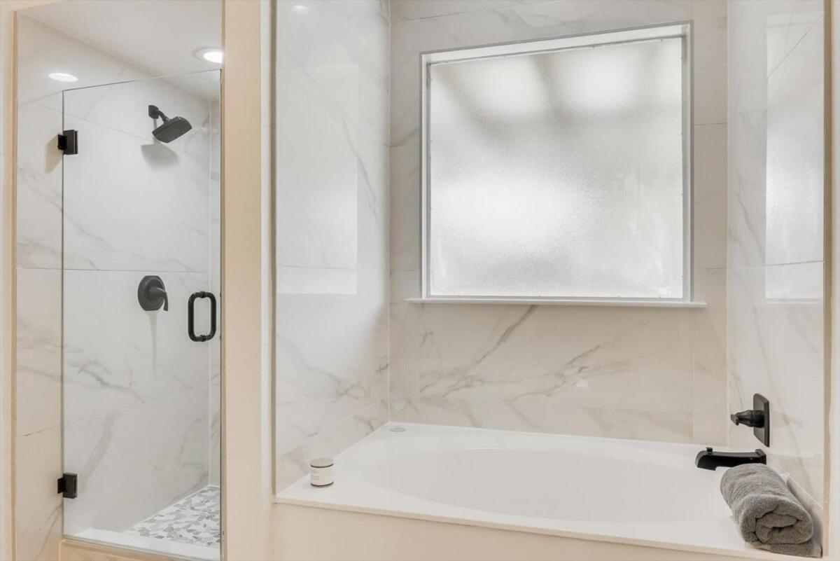 6Br 3,5Ba Home Pool, Hot Tub, Game Room -16 Guests Sachse エクステリア 写真