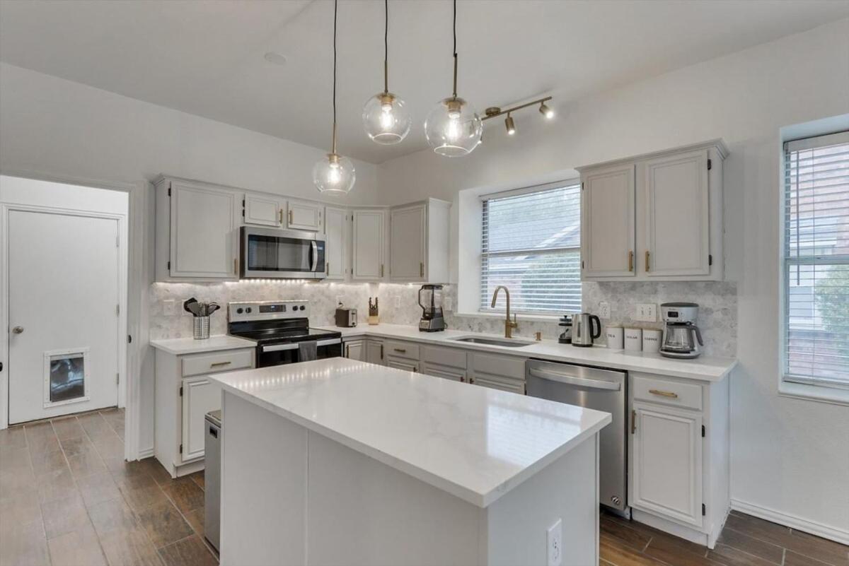 6Br 3,5Ba Home Pool, Hot Tub, Game Room -16 Guests Sachse エクステリア 写真